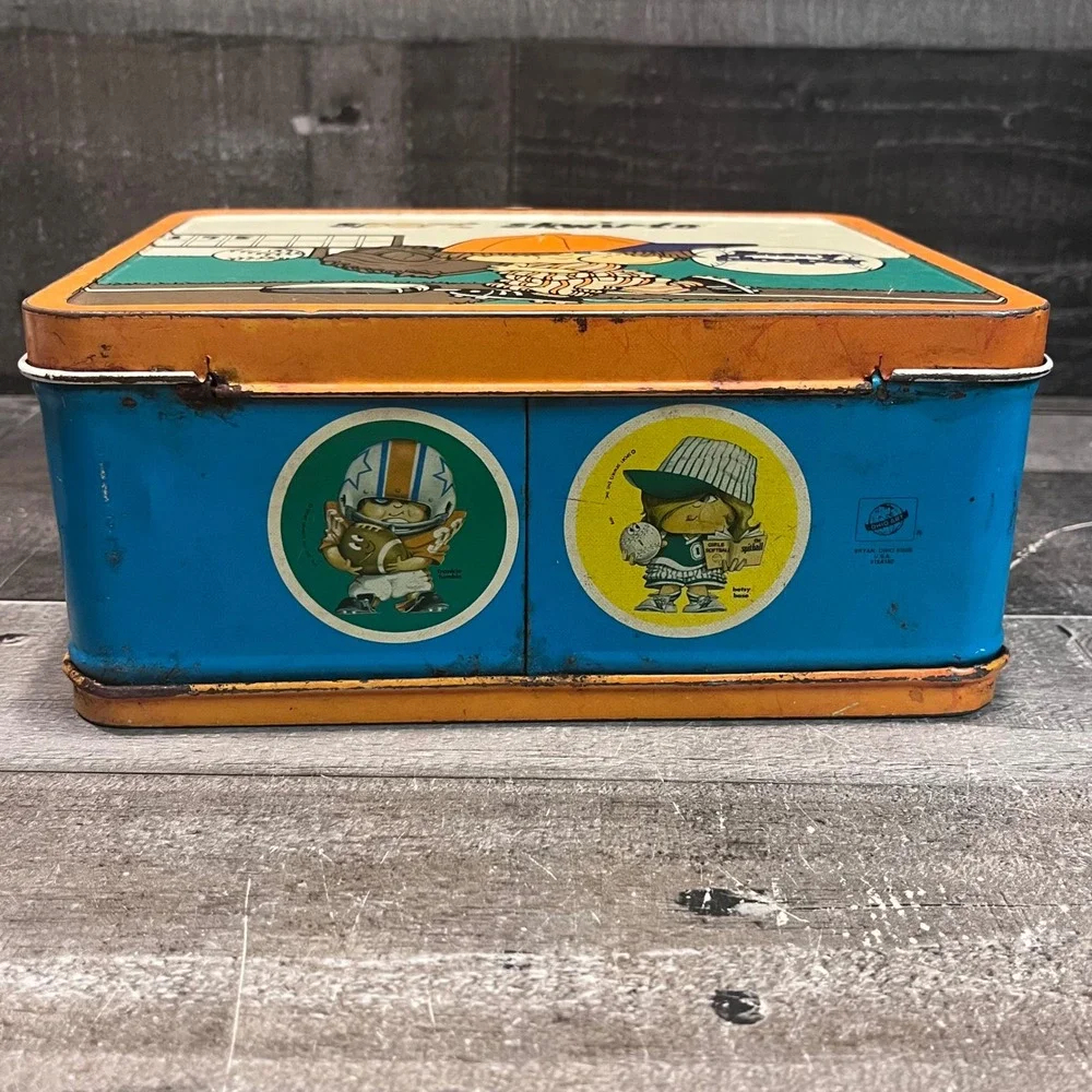 Vintage 1972 Sport Skwirts Metal Lunch Box Ohio Art Jimmy Blooper Frankie Fumble